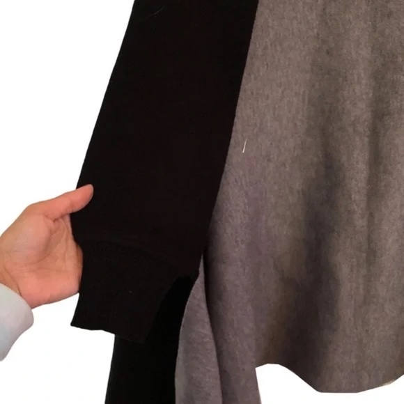 pretty persuasions black and gray reversible wrap poncho shawl rib cuffs - Picture 3 of 9